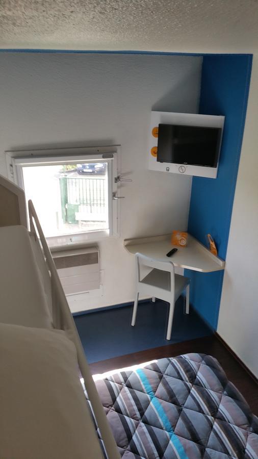 Hotelf1 Lyon Isle D'Abeau Ouest St Exupery Saint-Quentin-Fallavier Exterior foto